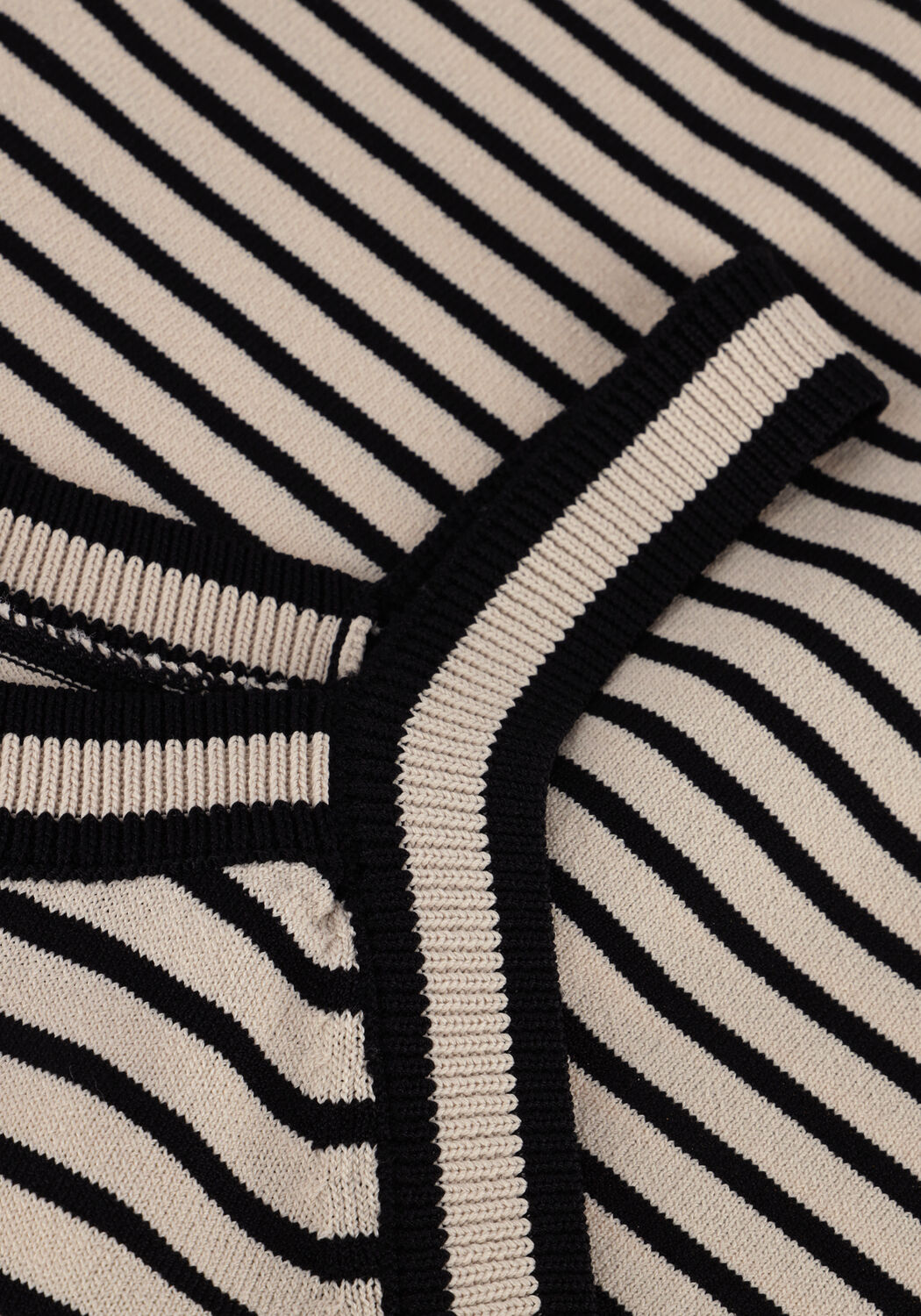 JANSEN AMSTERDAM Haut K347 SINGLET WITH STRIPES en noir - large