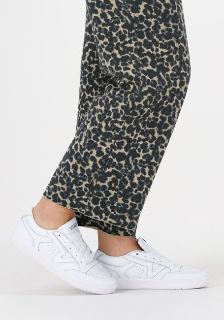 Witte VANS Sneakers UA LOWLAND CC DAMES - large