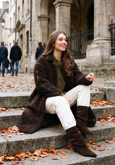 NEO NOIR Manteau Teddy SENTA FAUX FUR COAT en marron - large