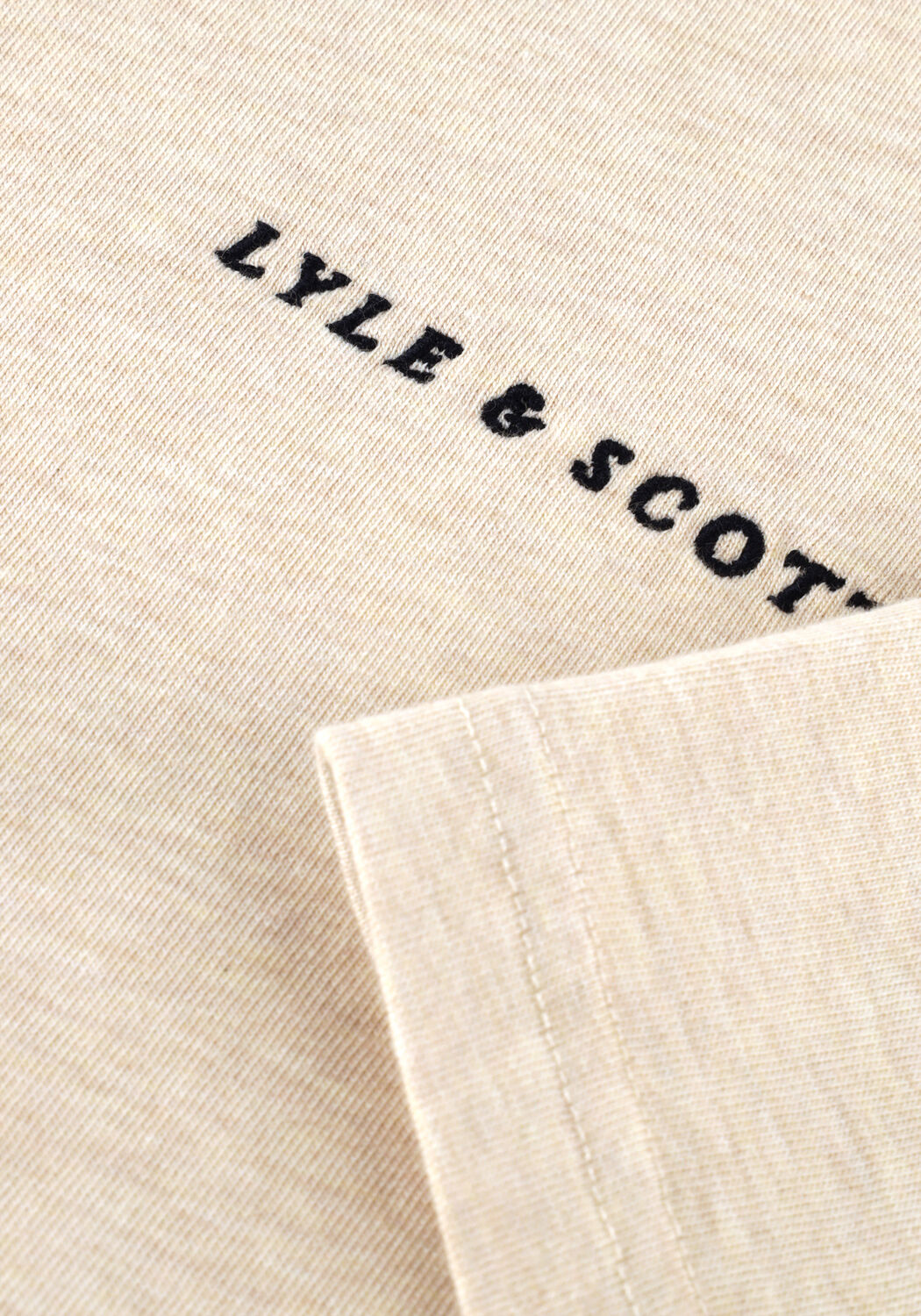 LYLE & SCOTT T-shirt SCRIPT T-SHIRT en beige - large