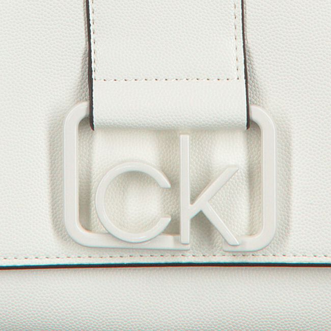 Witte CALVIN KLEIN Schoudertas CK CAST CONV MD Witte CALVIN KLEIN Schoudertas CK CAST CONV MD - large