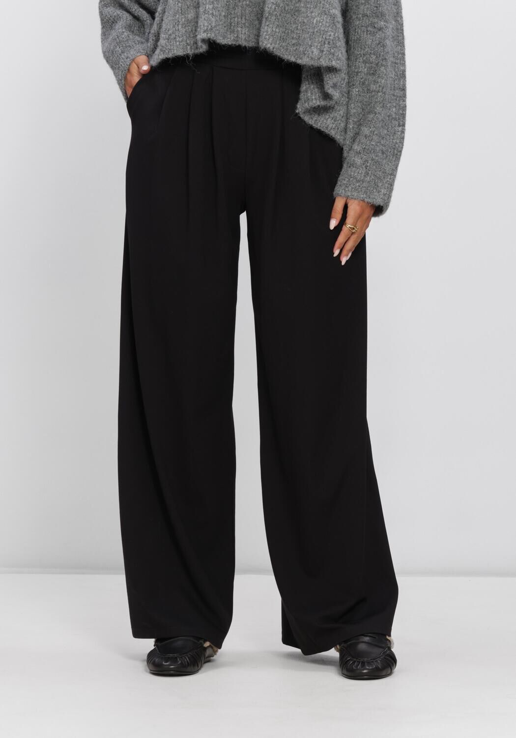 EDITED Pantalon large JENNA TROUSERS en noir - large