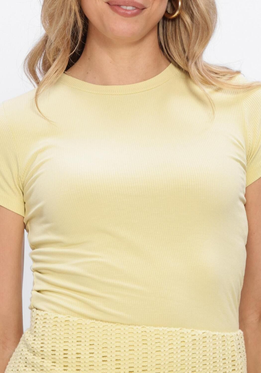 Gele EDITED Top NAARA T-SHIRT - large