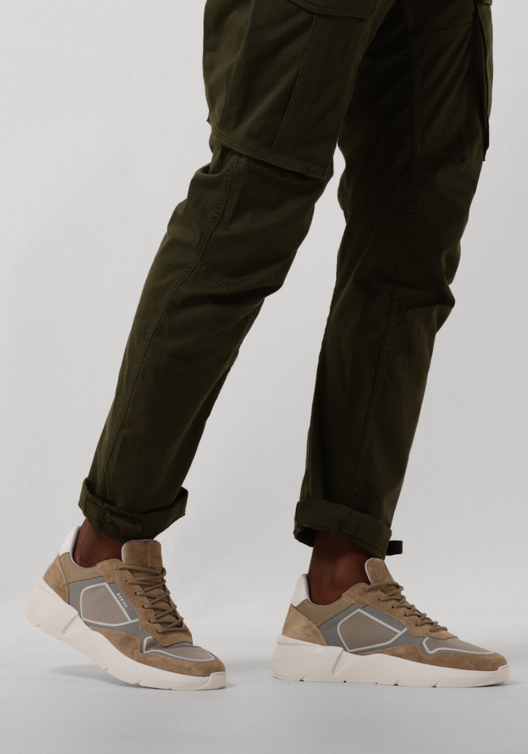 NUBIKK Baskets basses ROQUE ROAD CURL en taupe - large