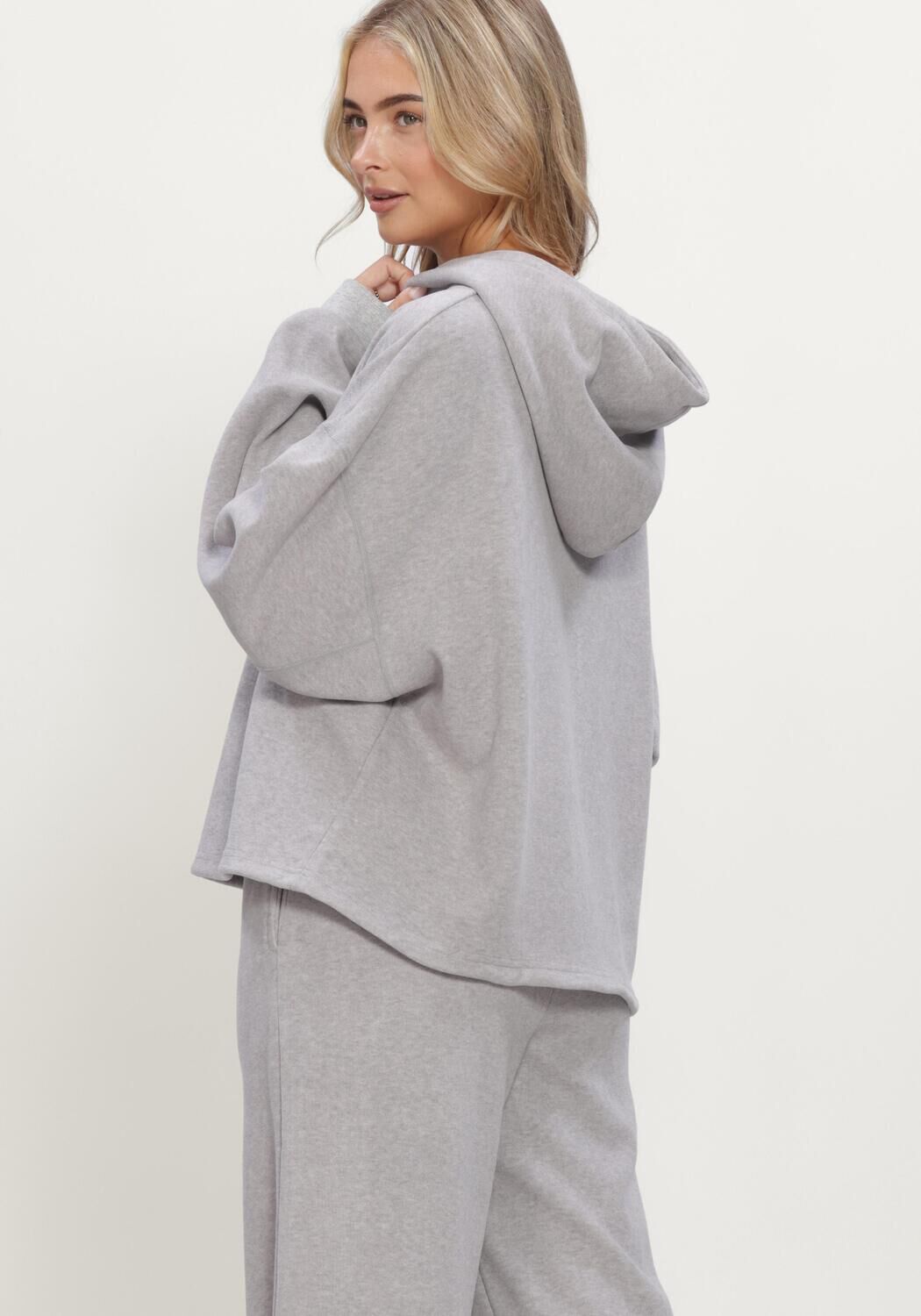 STUDIO AMAYA Chandail ROVE SWEATER Gris clair - large