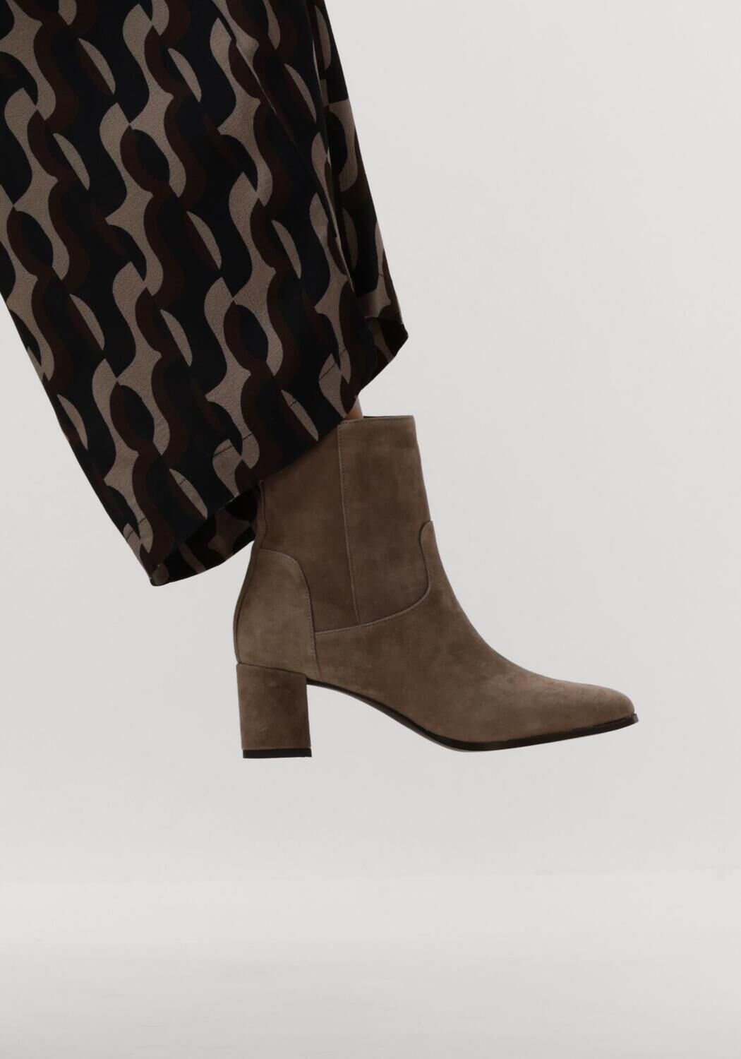 NOTRE-V 8543 Bottines en gris - large