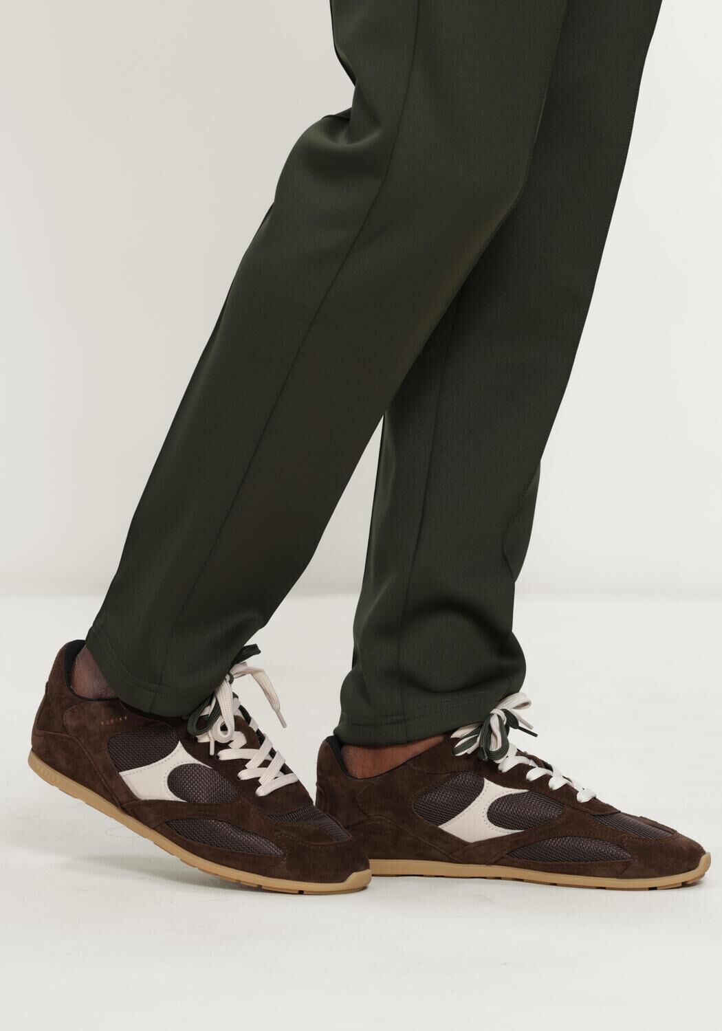 Bruine NUBIKK Sneakers RILEY MORGAN - large