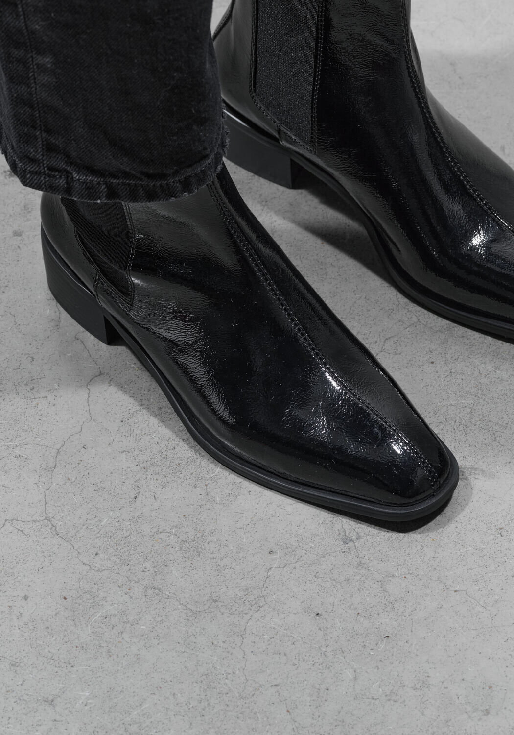 STEFANO LAURAN Bottines chelsea BOTIN PLANO en noir - large