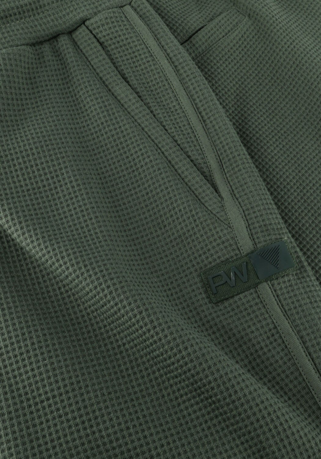 PUREWHITE Pantalon courte SHORTS WITH WAFFLE STRUCTURE en vert - large