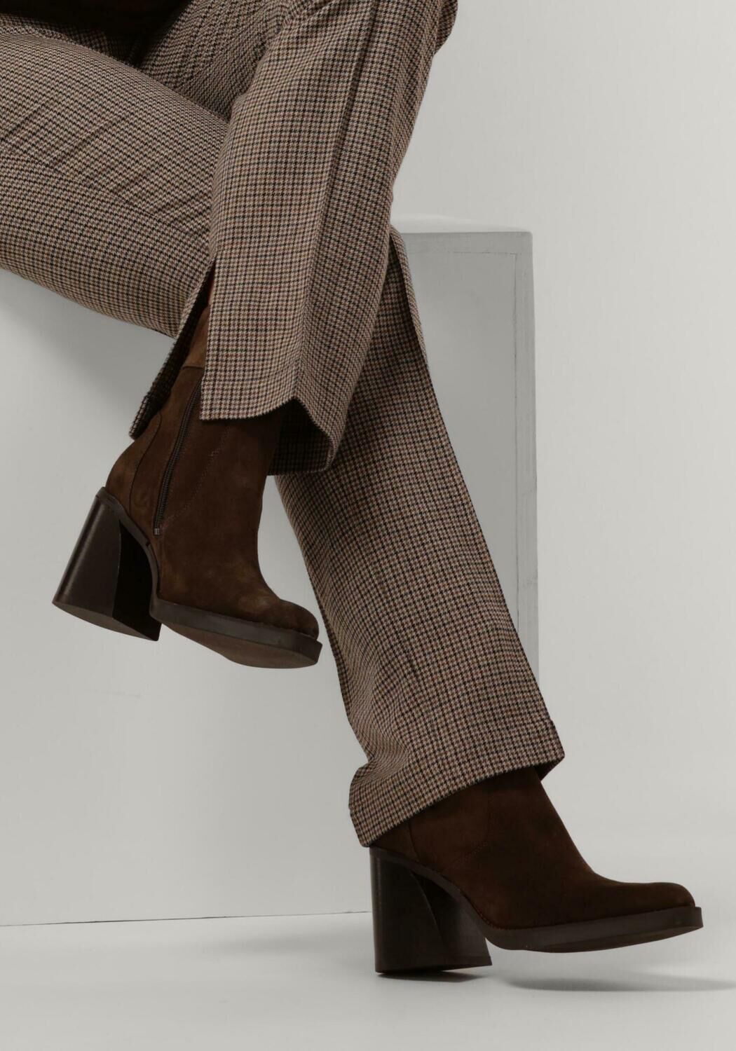 RED-RAG 77384 Bottines en marron - large