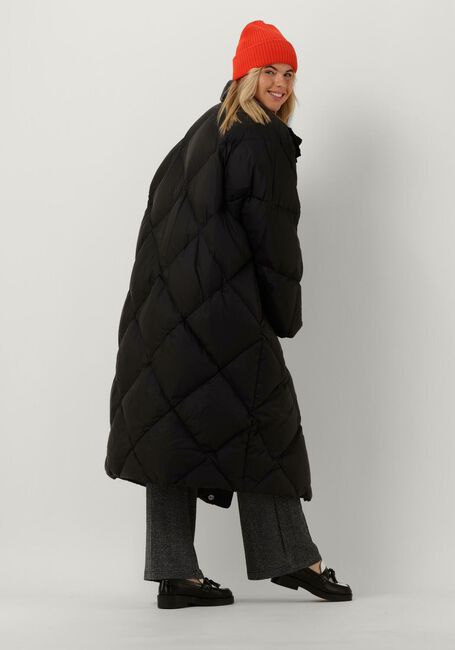 STAND STUDIO Veste matelassé ANISSA COAT en noir - large