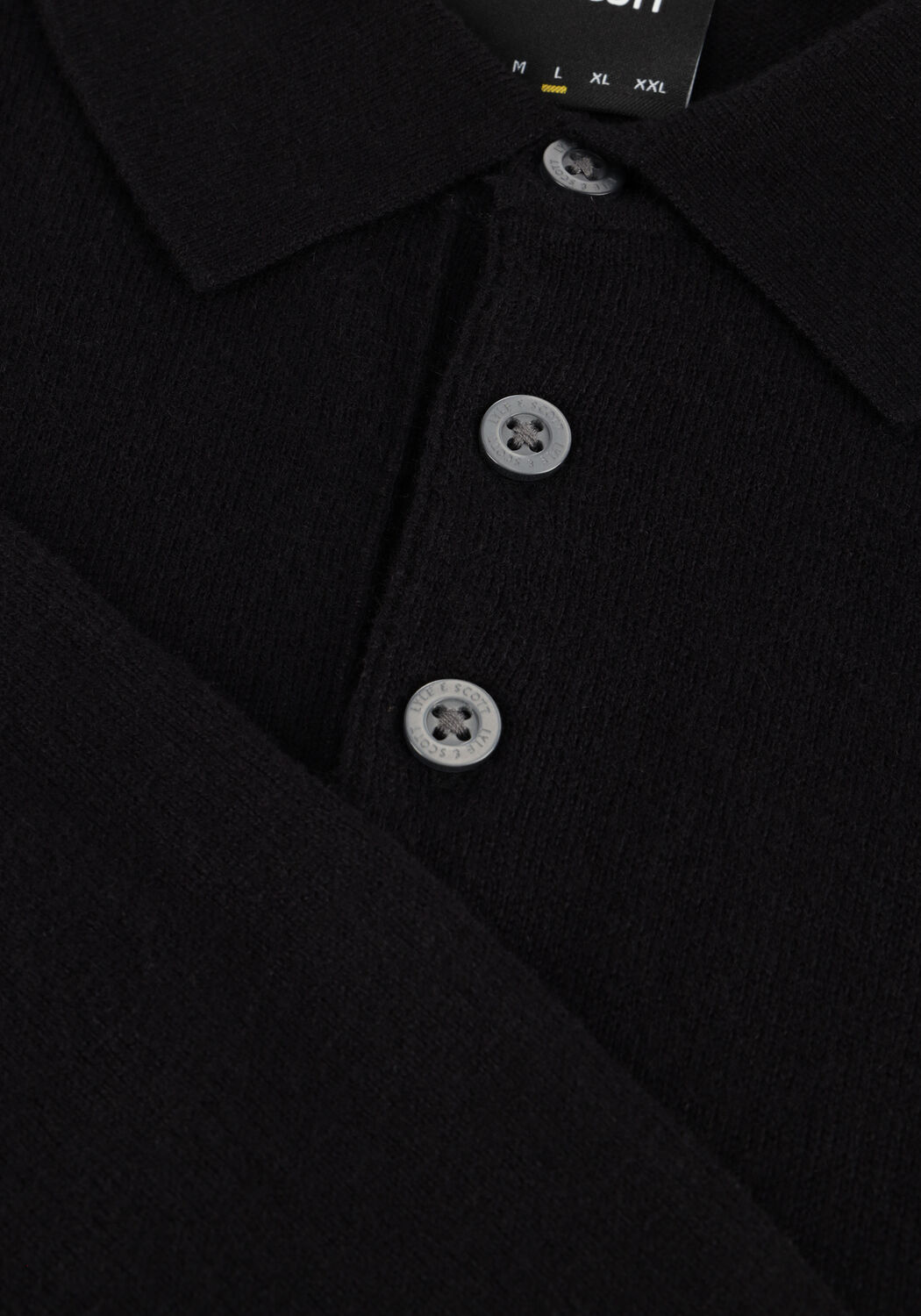 LYLE & SCOTT Pull COTTON MERINO LONG SLEEVE KNITTED POLO en noir - large