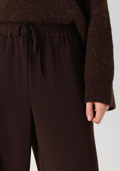 GESTUZ Pantalon large MALENAGZ PANTS en marron - large