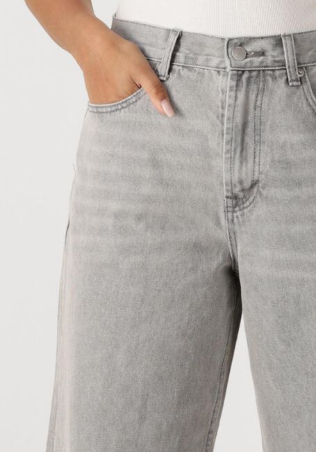WITHBLACK Straight leg jeans WBLHAZEL GREY TURN UP JEANS en gris - large