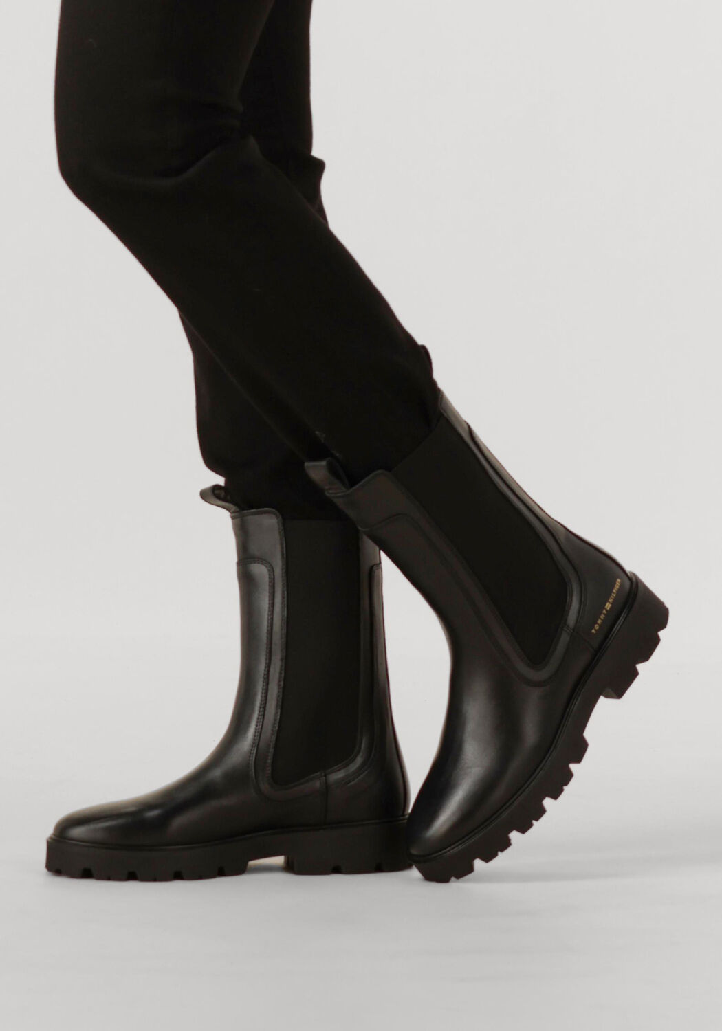 Zwarte TOMMY HILFIGER  TH LTHR MID CHELSEA - large