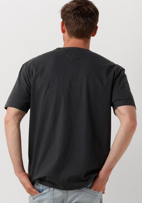 TOMMY JEANS T-shirt TJM REG BADGE TEE EX en gris - large