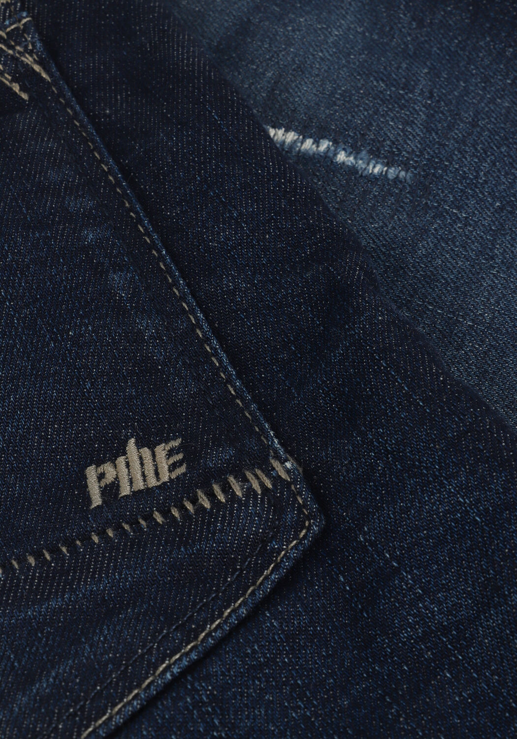 Donkerblauwe PME LEGEND Jeans TAILWHEEL SHORTS DARK BLUE DESTROY - large