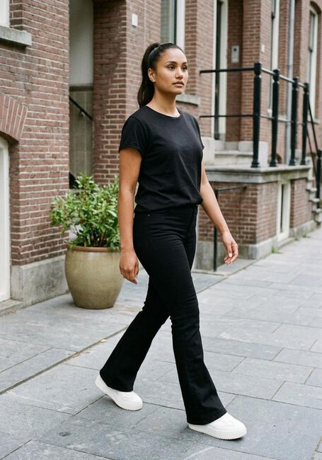 MY ESSENTIAL WARDROBE T-shirt 09 THE OTEE SLUB YARN JERSEY en noir - large