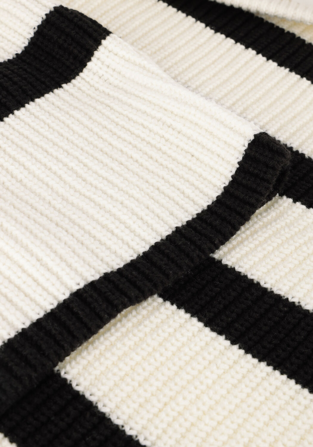 SELECTED WOMEN Pull SLFBLOOMIE SS KNIT O-NECK en blanc - large