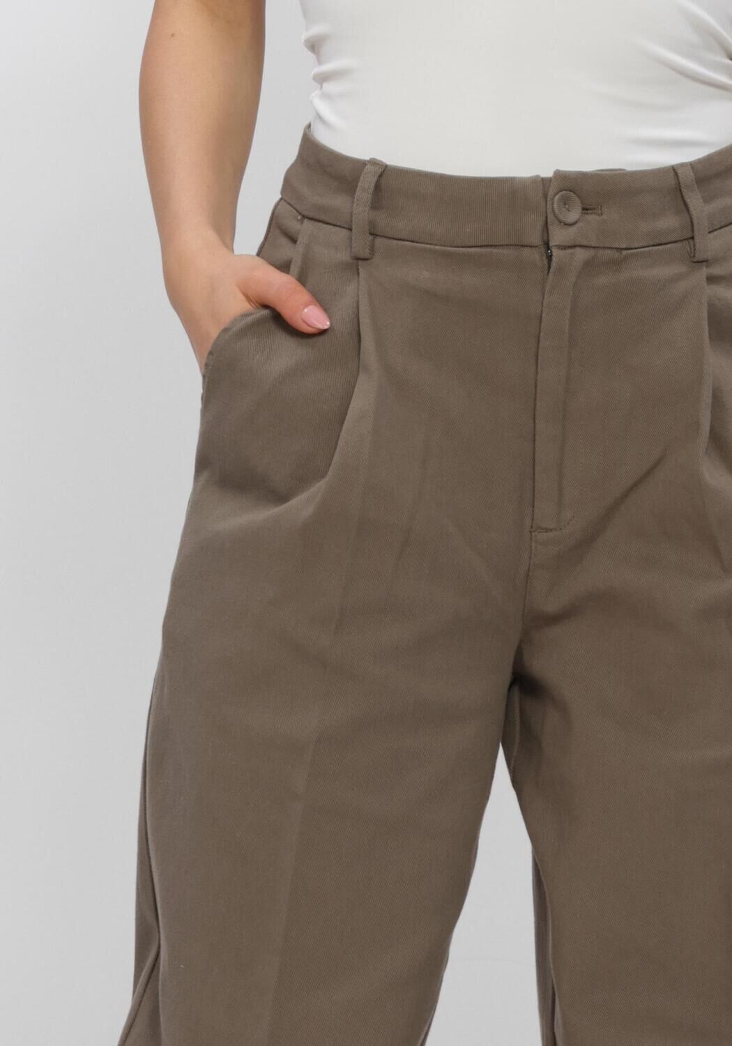 Groene JANICE Broeken/jumpsuits BALTI - large