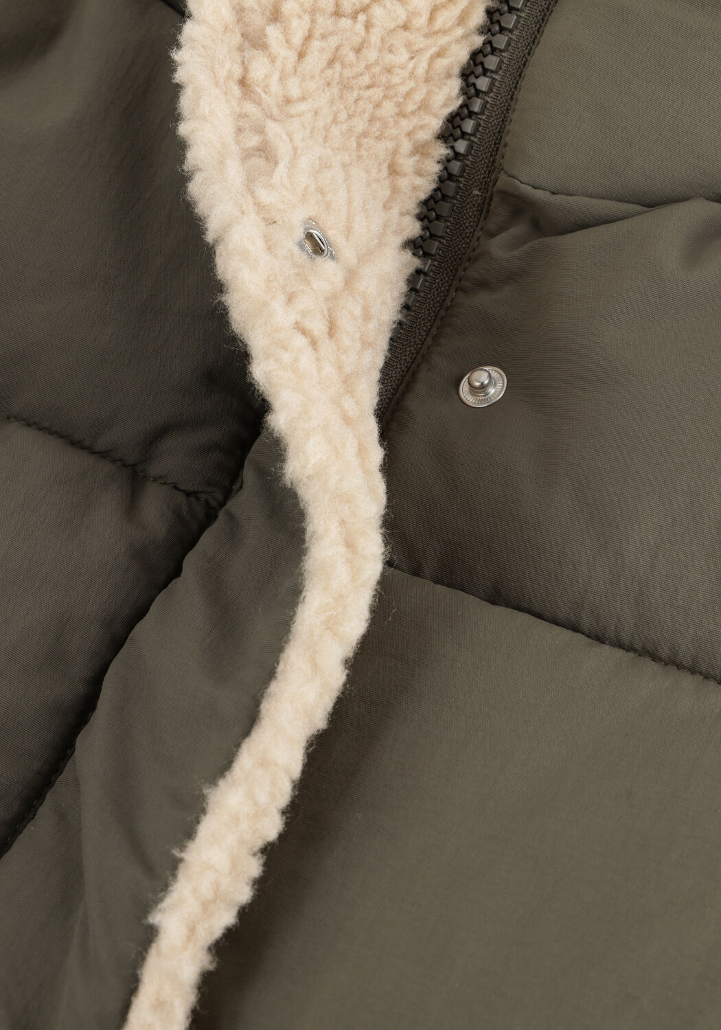 ANOTHER LABEL Veste matelass&eacute; MILLE TEDDY PUFFER en vert - large