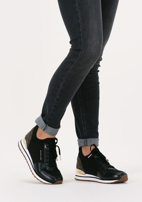 Zwarte MICHAEL KORS Sneakers BILLIE KNIT TRAINER - large