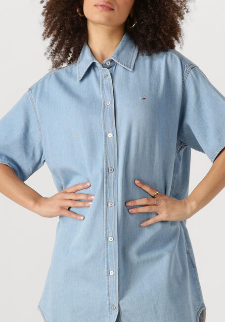 Lichtblauwe TOMMY JEANS Mini jurk SS SHIRT DRESS EXT - large