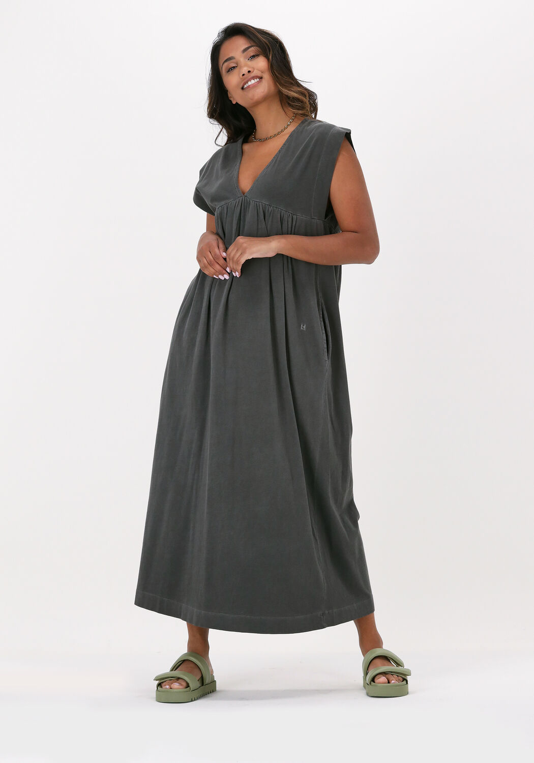 Robe leon harper hotsell
