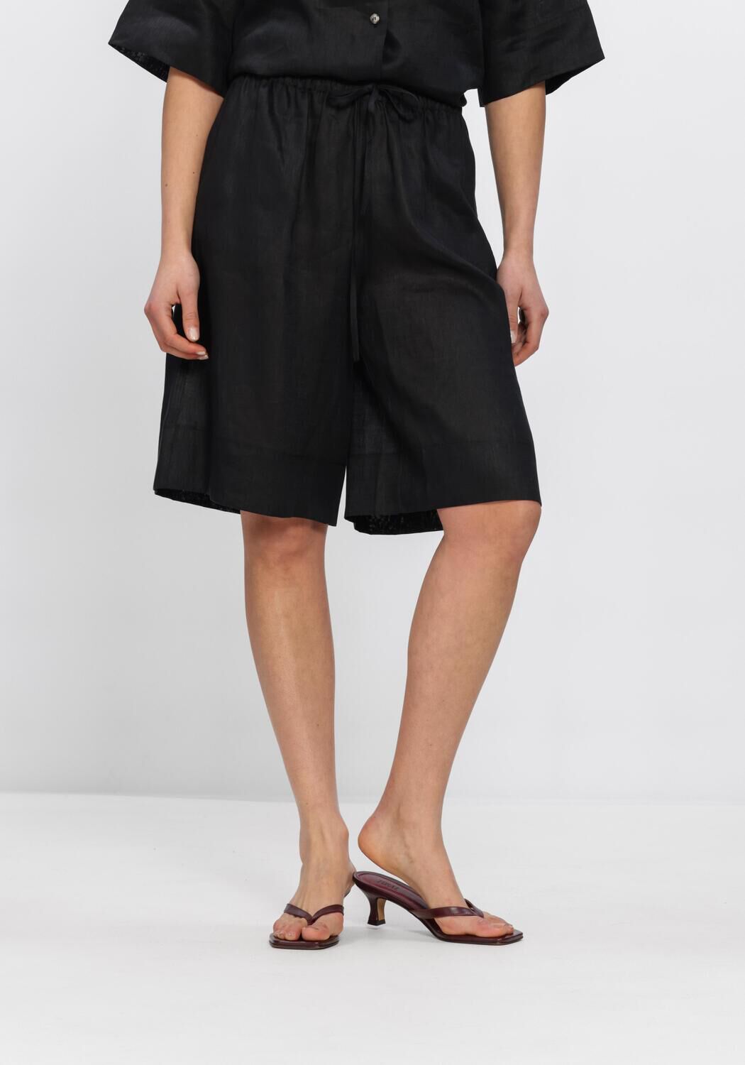 Zwarte GREEK ARCHAIC KORI Korte broek S26K-1001079
