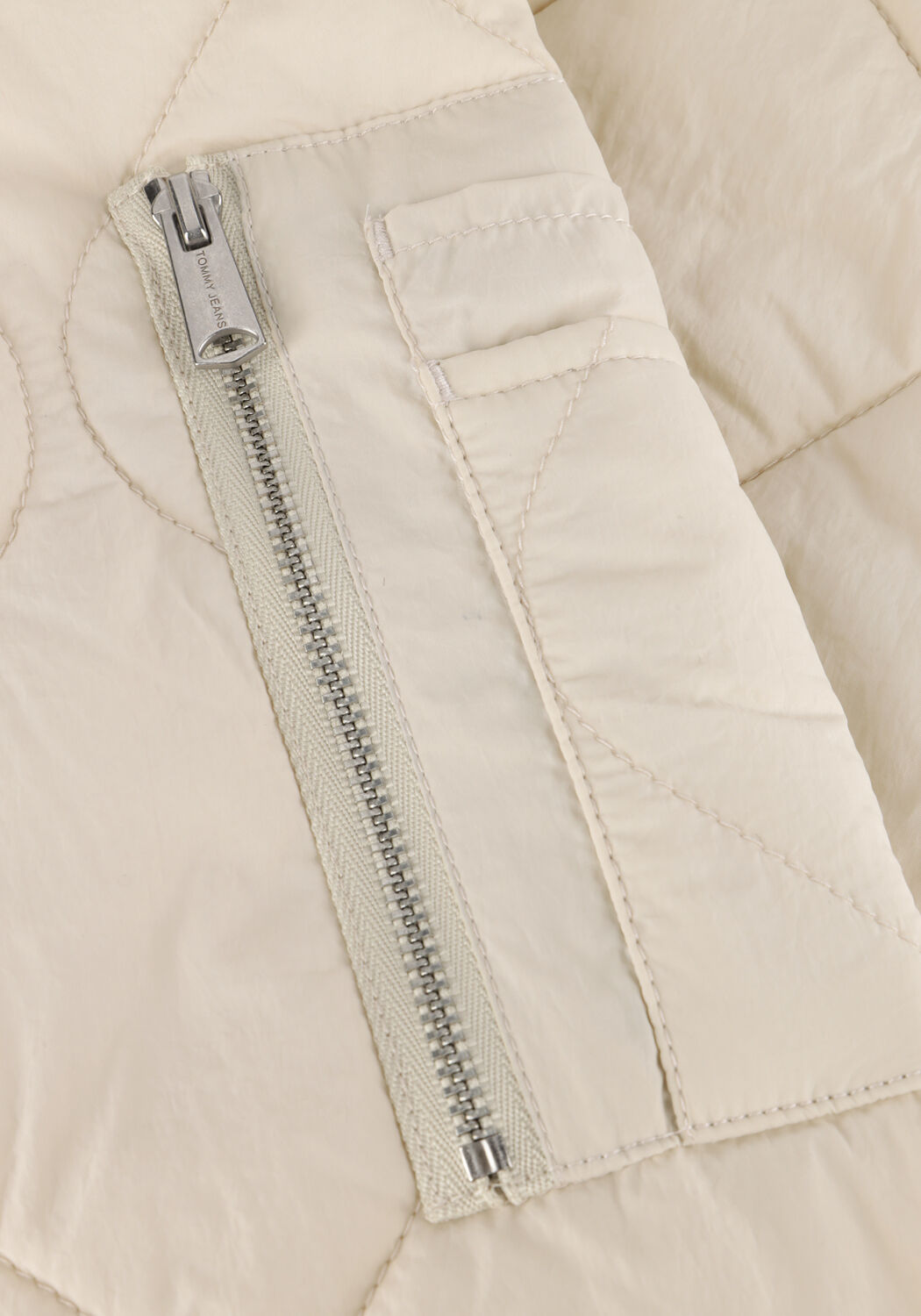 TOMMY JEANS Jack TJW ONION QUILT BOMBER en beige - large