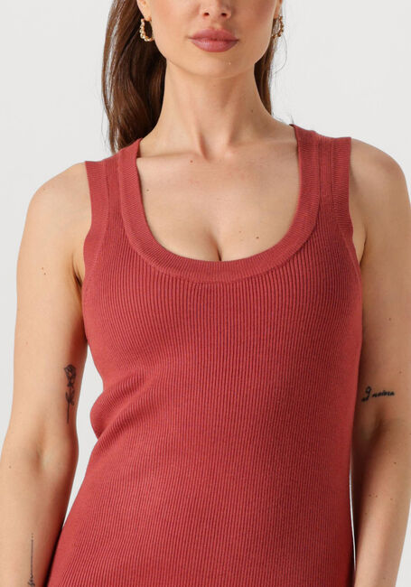 YDENCE Robe maxi KNITTED DRESS ARIEL en rouge - large