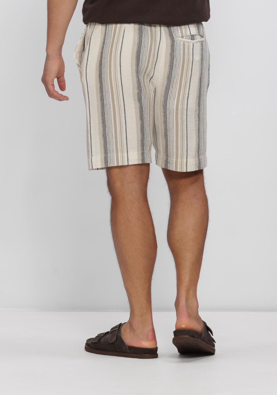 Beige SELECTED MEN Broeken/jumpsuits SLHREGCAL SHORTS - large