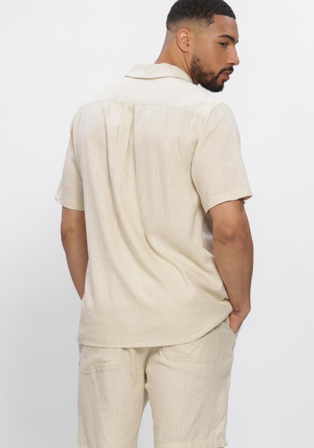 ANERKJENDT Chemise d&eacute;contract&eacute; AKLEO COT-LINNEN-VIS S/S SHIRT en beige - large