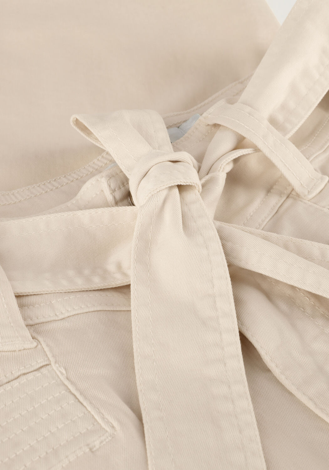 SUMMUM Slim fit jeans TAPERED PANTS PEACHY STRETCH TWILL MIX en blanc - large