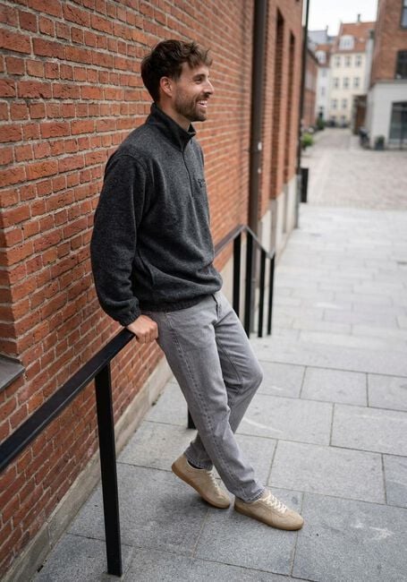 Donkergrijze FOR&Eacute;T Trui ELM HALF ZIP SWEATSHIRT - large
