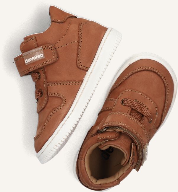 Cognac DEVELAB Sneakers 45831 Cognac DEVELAB Sneakers 45831 - large