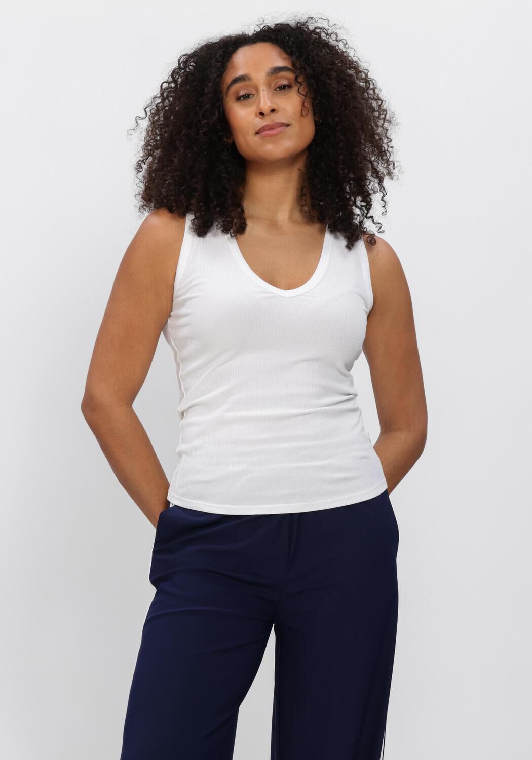 PENN & INK Haut SINGLET en blanc