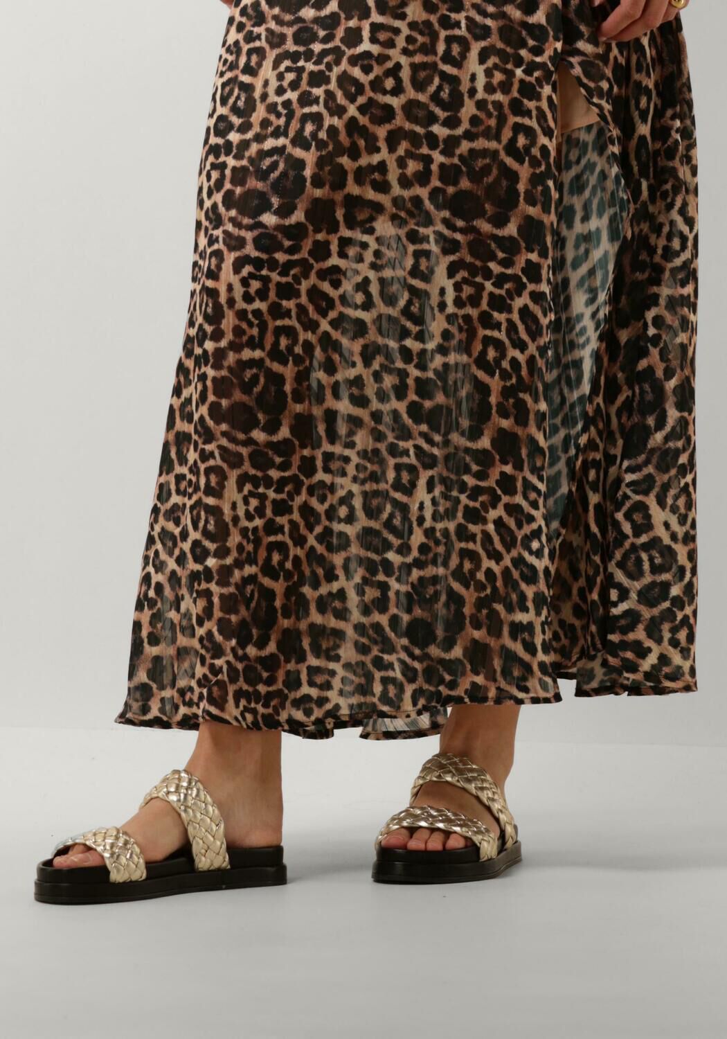 Gouden OMODA Slippers LPMAG 04 Omoda