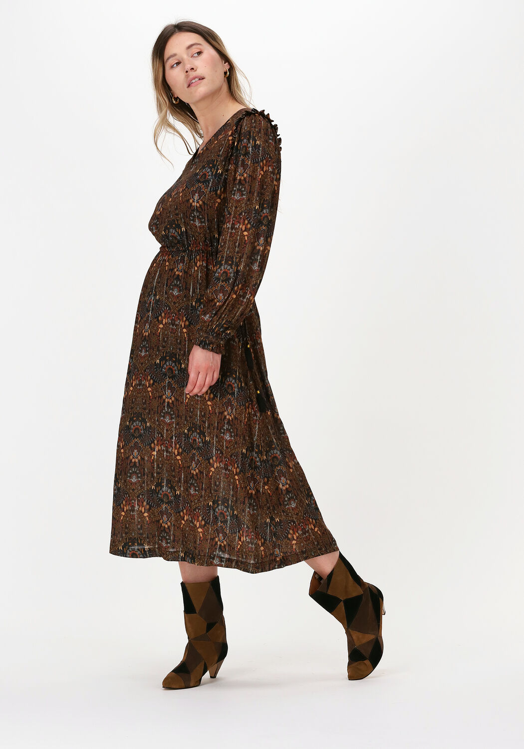 MKT STUDIO Robe midi RAKELA en marron Omoda