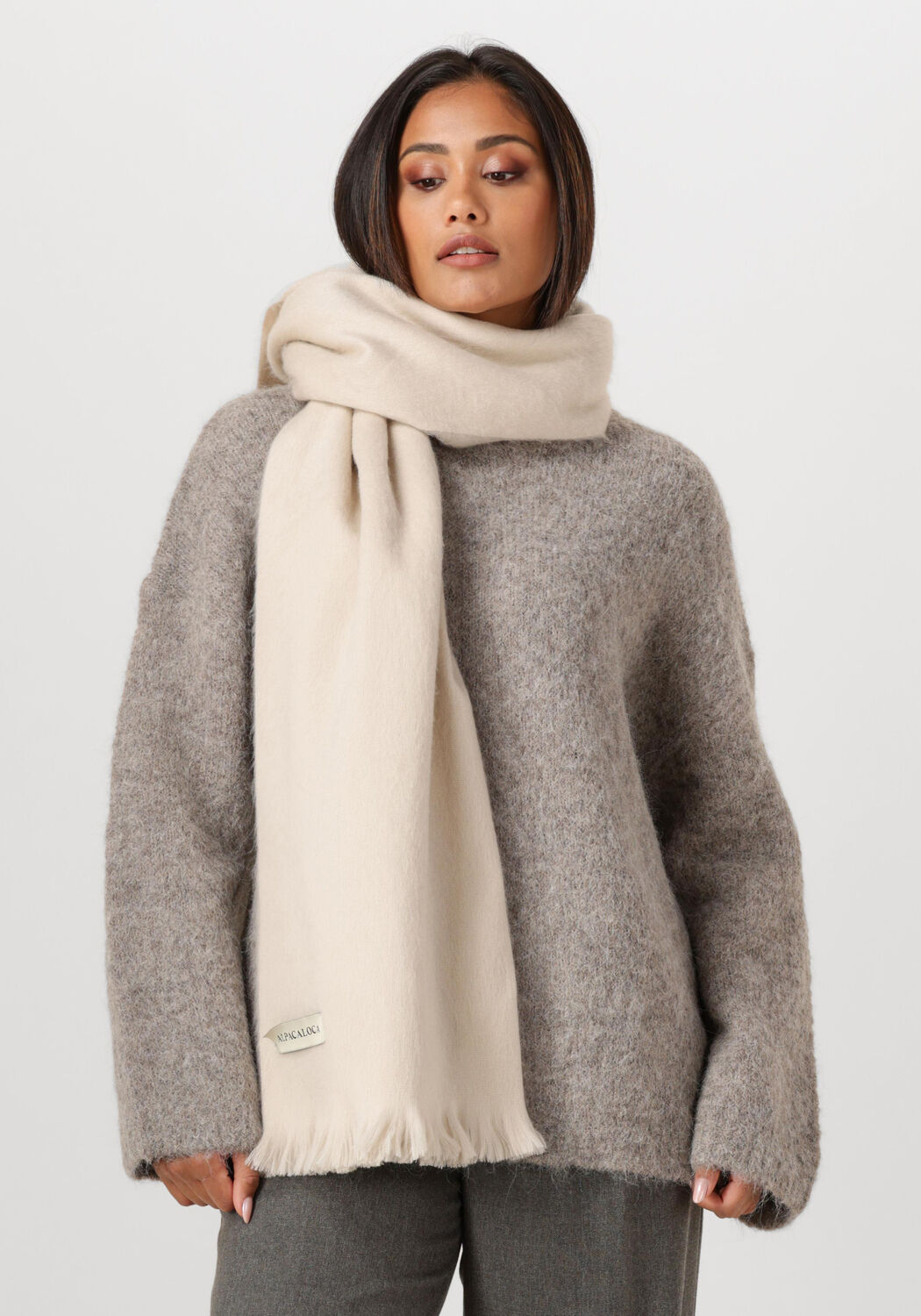 ALPACA LOCA 407 SCARF Foulard en beige