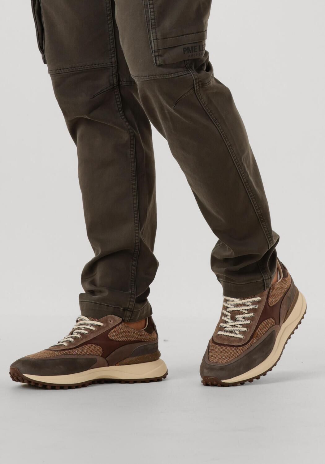 FLORIS VAN BOMMEL Baskets basses SFM-10152 NOPPI en taupe - large