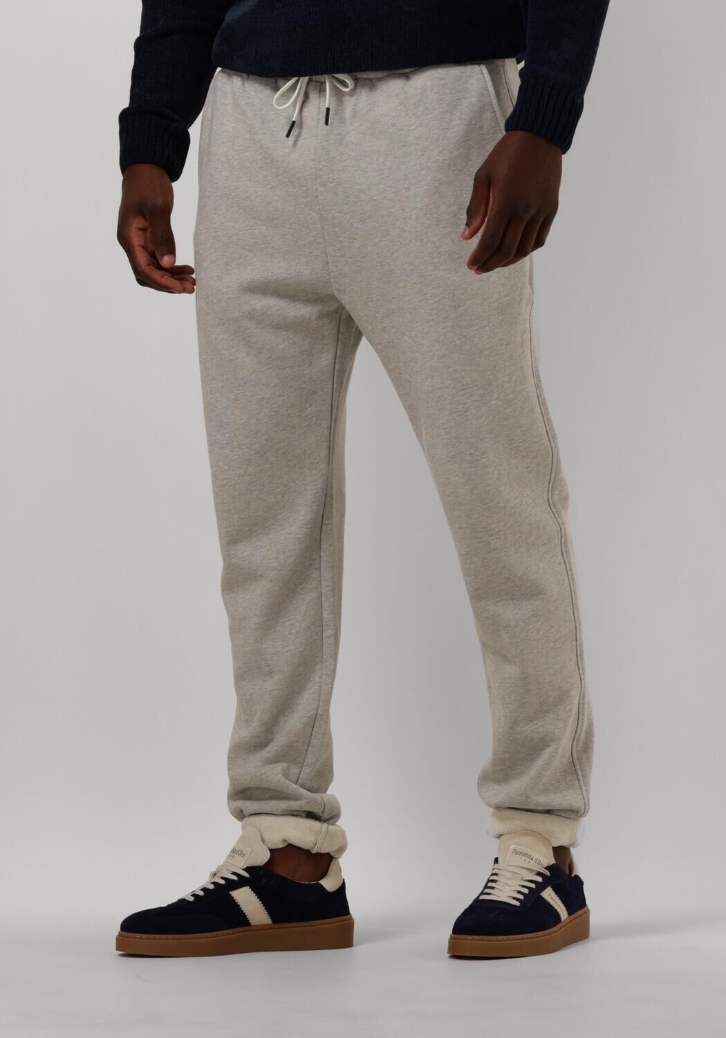 SCOTCH SODA Pantalon de jogging LOGO SWEATPANT en gris Omoda