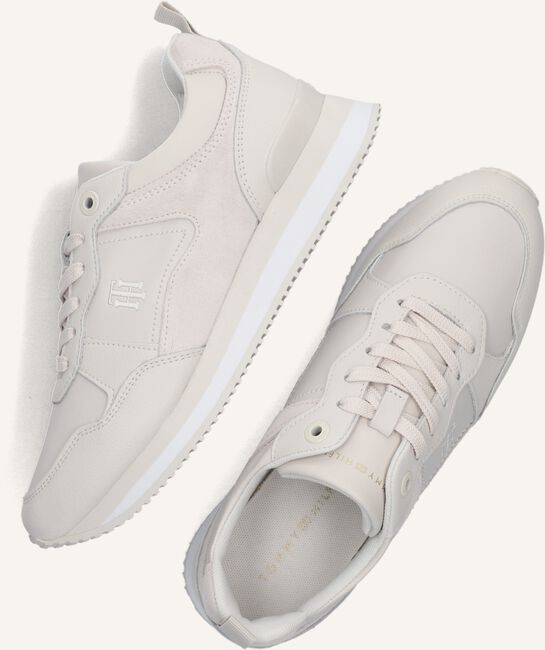 Beige TOMMY HILFIGER Sneakers FEMININE ACTIVE SNEAKER Beige TOMMY HILFIGER Sneakers FEMININE ACTIVE SNEAKER - large