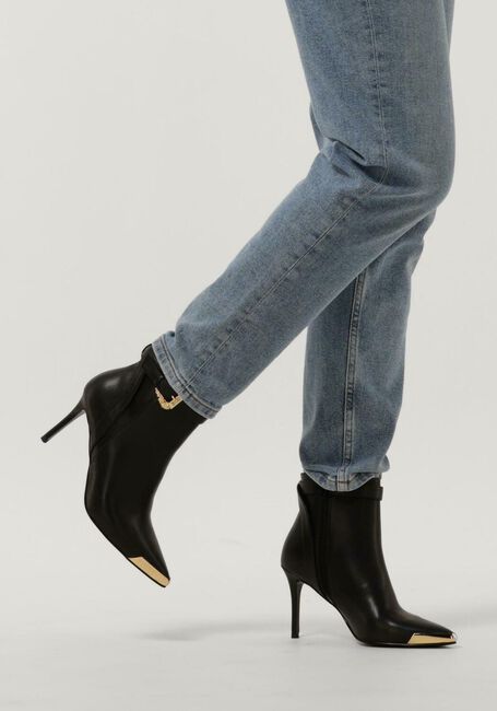 Zwarte VERSACE JEANS Enkellaarsjes SCARLETT DIS Zwarte VERSACE JEANS Enkellaarsjes SCARLETT DIS - large