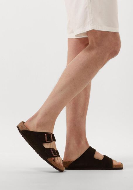 BIRKENSTOCK ARIZONA HEREN Tongs en marron - large