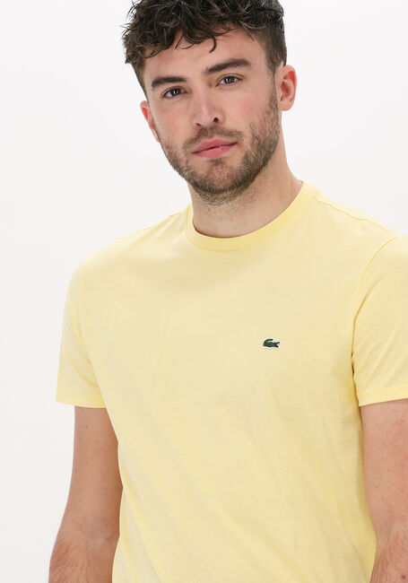 LACOSTE T-shirt 1HT1 MENS TEE-SHIRT 12 en jaune - large