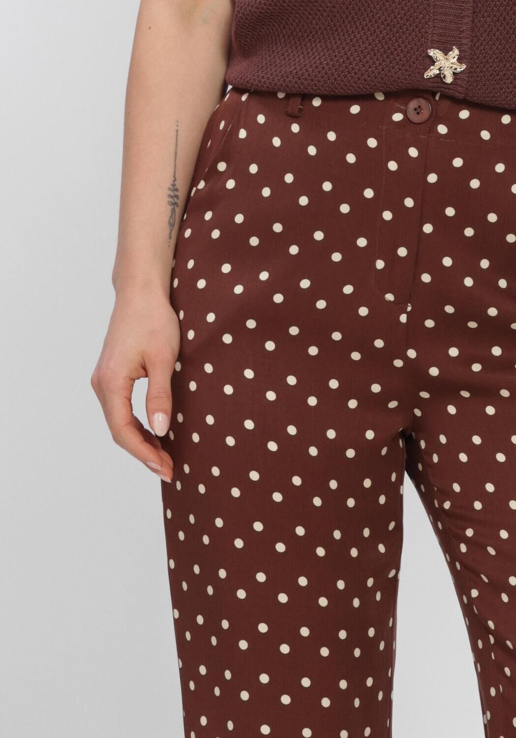 YDENCE PANTS STACEY Pantalons en marron - large