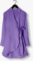 COLOURFUL REBEL Mini robe HETTE UNI WRAP MINI DRESS en violet