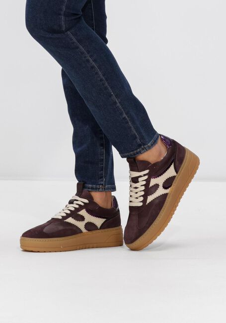 Rode NOTRE-V Sneakers ANEMONE-63 - large