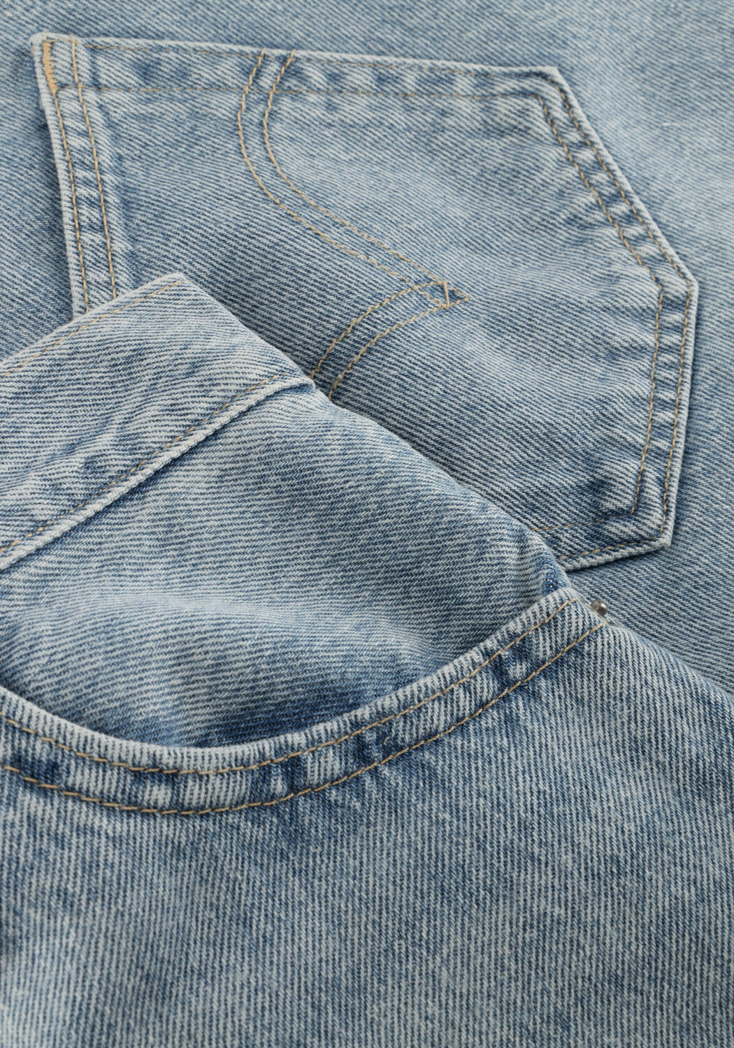 Lichtblauwe LEVI'S Jeans HIGH BAGGY SHORT FAR AND WIDE - large